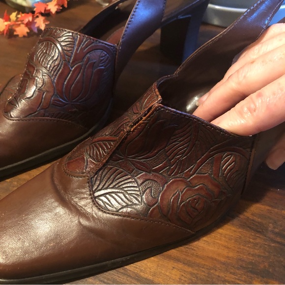 Leather Brown Slingback Shoes, Size 10 - Picture 3 of 10